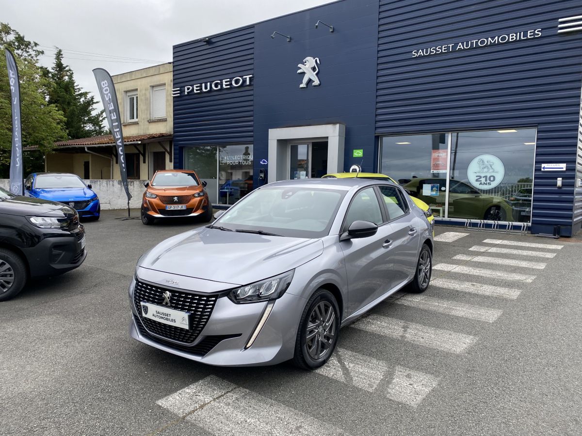 Peugeot 208 (2)