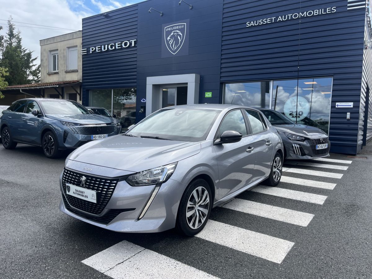 Peugeot 208 (2)